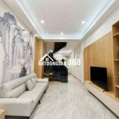 HÀNG HIẾM TÂN BÌNH – HẺM Ô TÔ – GẦN GA METRO & SÂN BAY TÂN SƠN NHẤT  Vị trí đắc địa, hẻm 1 trục, chỉ vài bước ra mặt tiền.